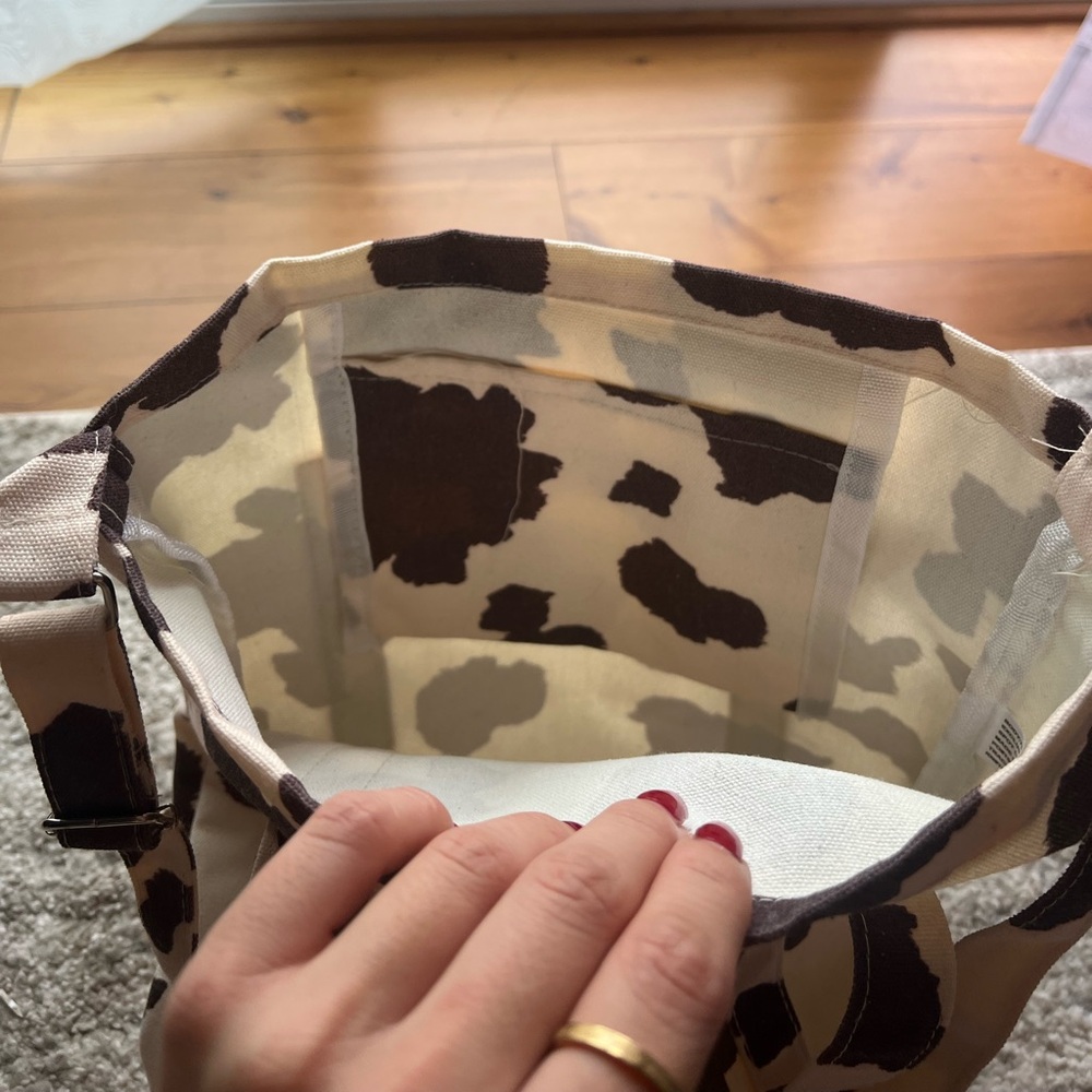 Cowhide bag - Picture 2 of 2